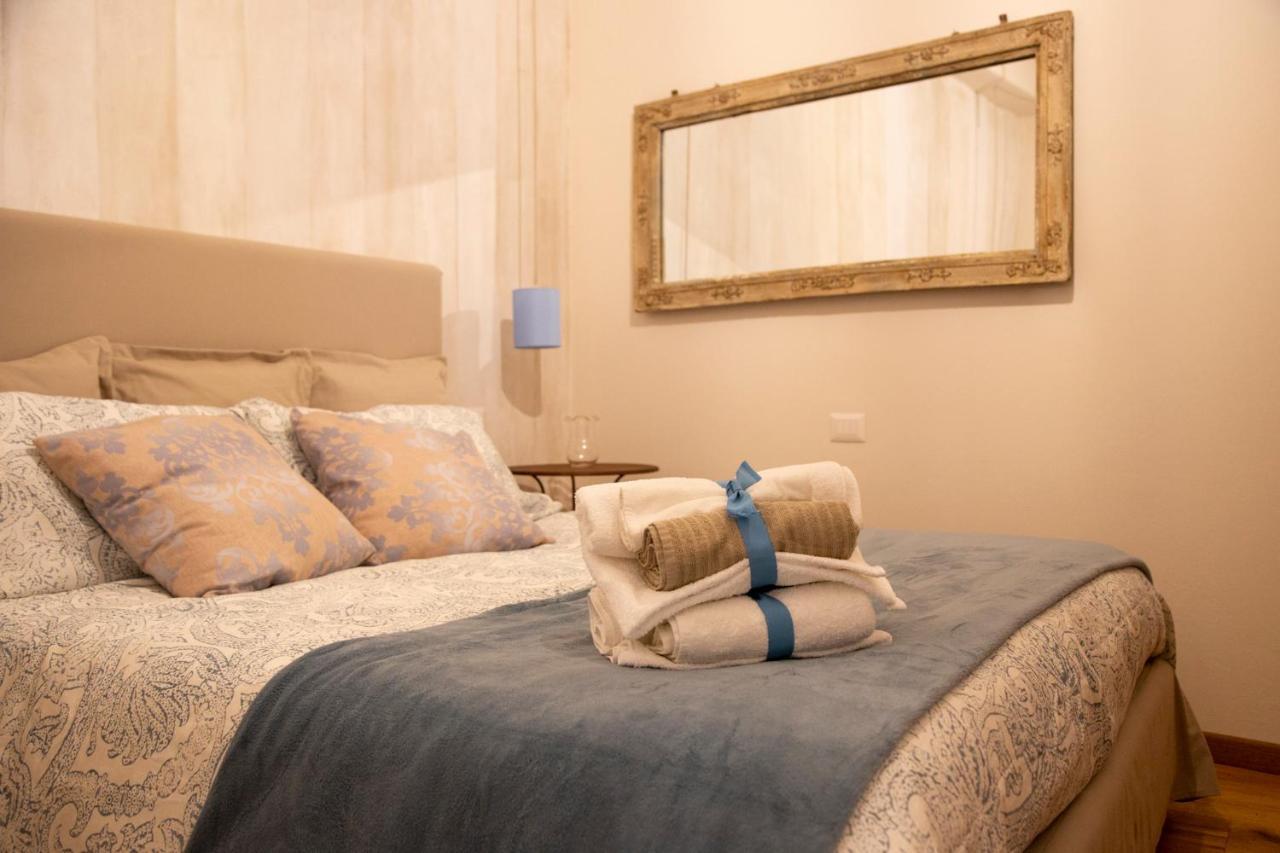 Casa Vacanze Gombito 4 Bergamo Alta Buitenkant foto