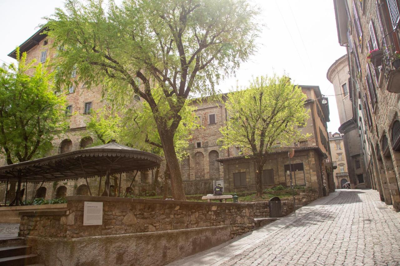 Casa Vacanze Gombito 4 Bergamo Alta Buitenkant foto